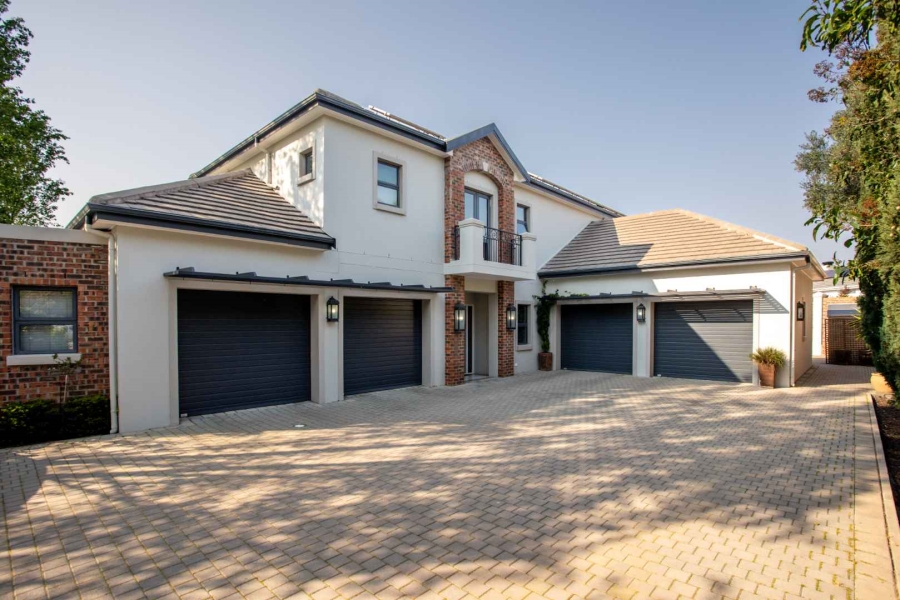 4 Bedroom Property for Sale in Val De Vie Estate Western Cape